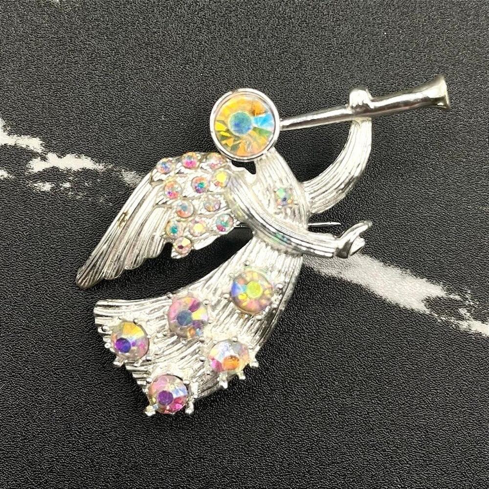 Vintage Eisenberg Ice Rhinestones Religious Blowing Horn Angel Brooch Pin